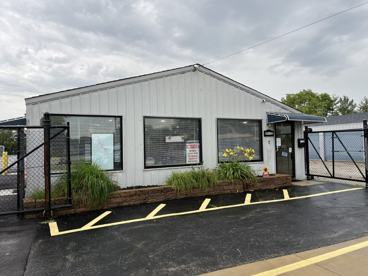 1400 E Main St, Brownsburg, IN à vendre Photo principale- Image 1 de 1