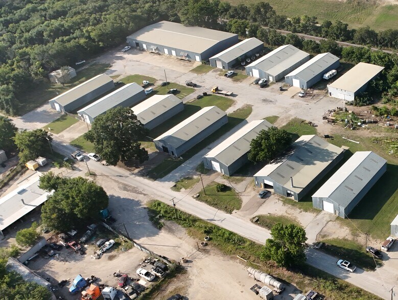 222 Valley Ln, Kennedale, TX à louer - Aérien - Image 3 de 16