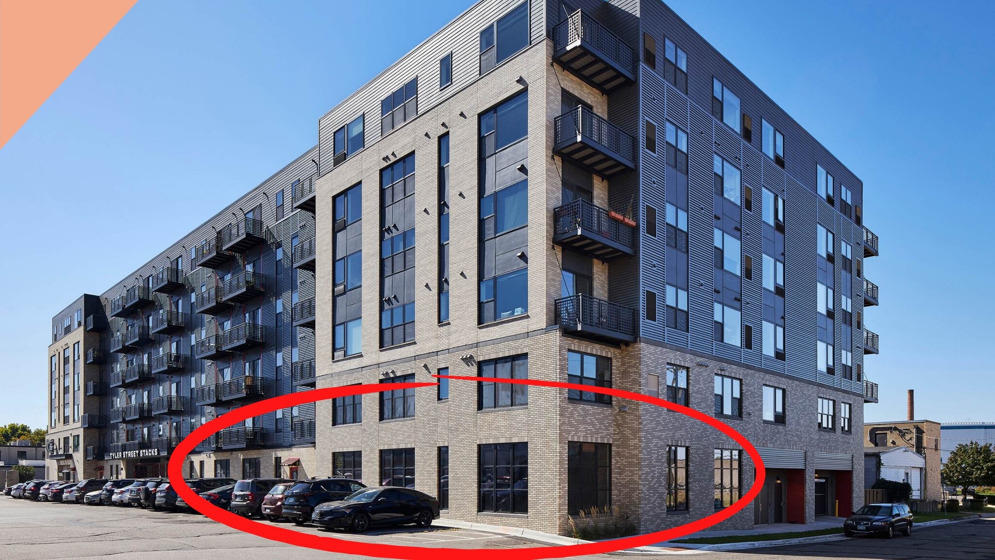 1180 Tyler St NE, Minneapolis, MN à louer Photo du bâtiment- Image 1 de 5