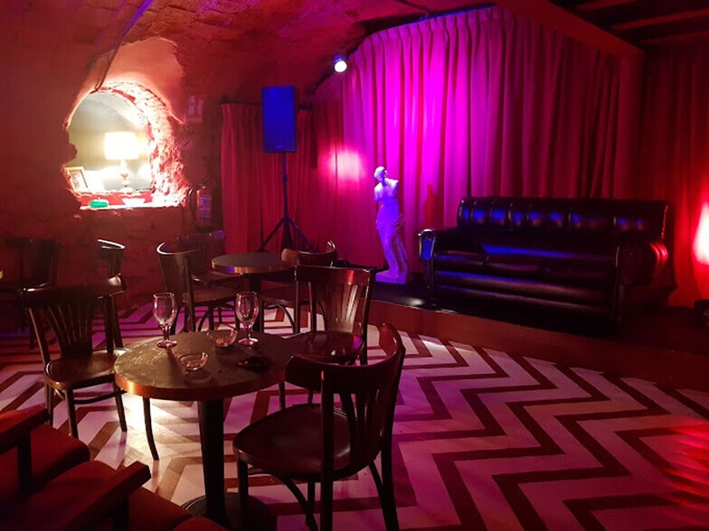 dans Madrid, Madrid à vendre - Photo du bâtiment - Image 1 de 1