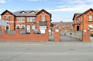 Plus de détails pour 239 Dickenson Road, Manchester - Commerce de détail à vendre