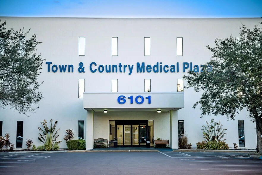 6101 Webb Rd, Tampa, FL for lease Building Photo- Image 1 of 17