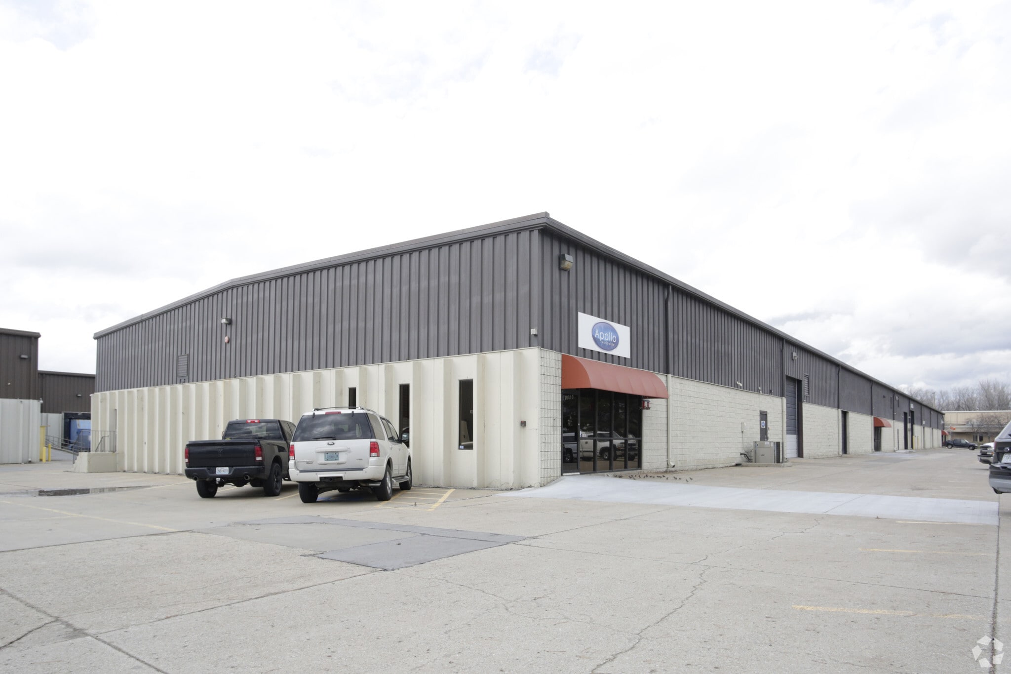 1880 N Topping Ave, Kansas City, MO for lease Primary Photo- Image 1 of 11