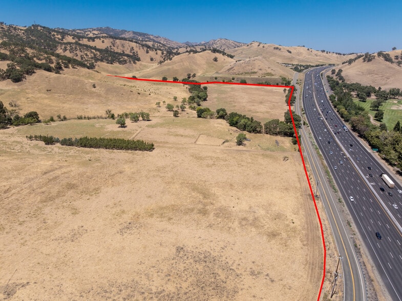 5275-5276 Lyons Rd, Fairfield, CA for sale - Building Photo - Image 2 of 41