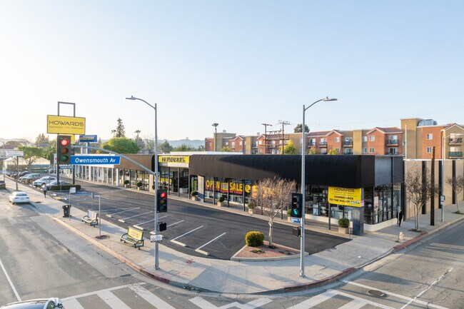 More details for 21721-21729 Vanowen St, Canoga Park, CA - Office/Medical, Retail for Lease