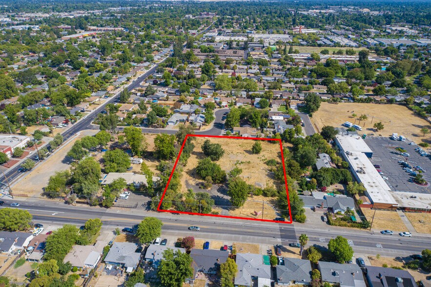 3161 Hurley Way, Sacramento, CA à vendre - Photo du bâtiment - Image 3 de 6