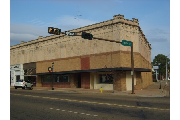 406 N State Line Ave, Texarkana, AR à louer - Photo du bâtiment - Image 2 de 62