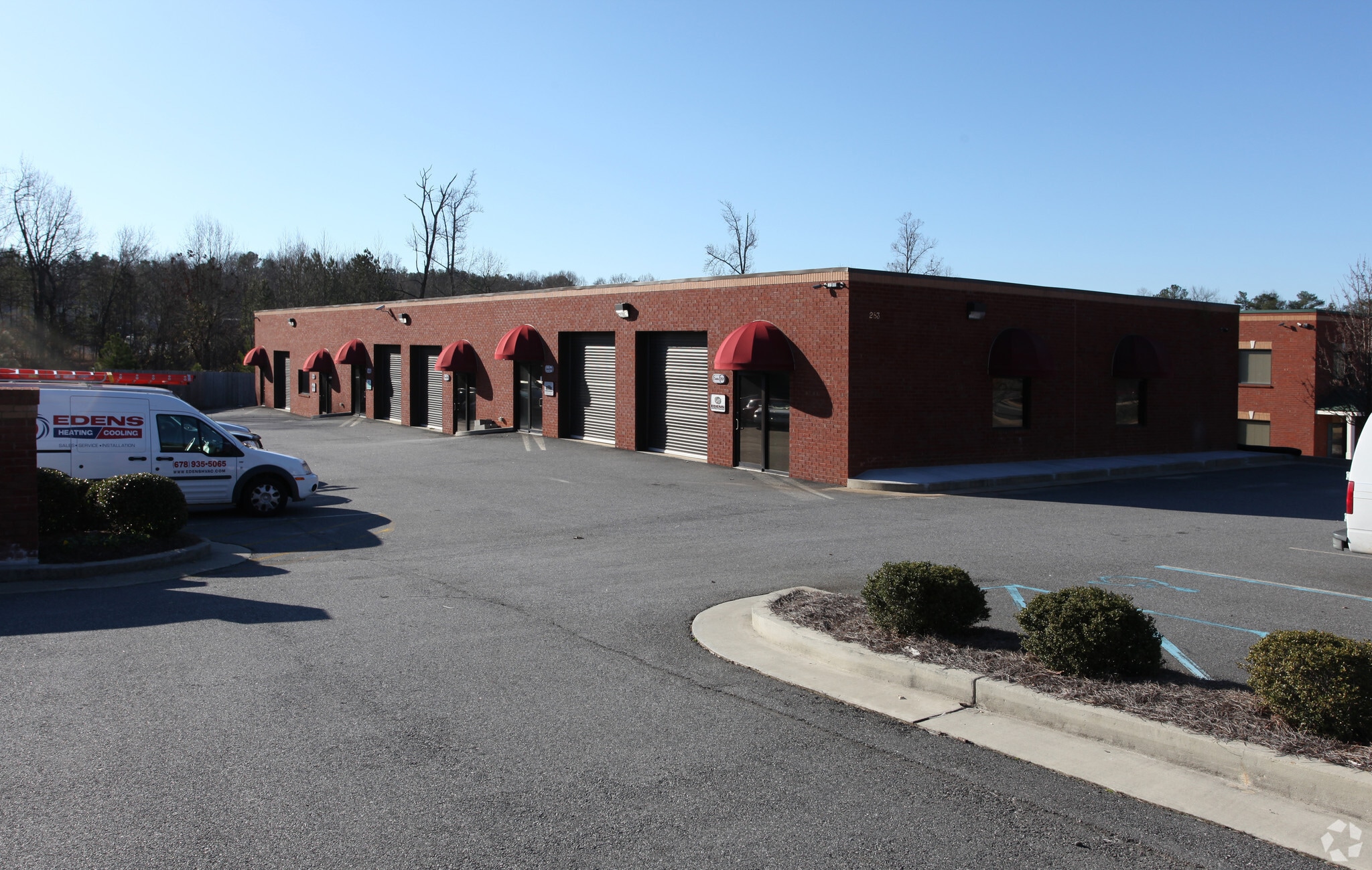 283 Swanson Dr, Lawrenceville, GA for lease Primary Photo- Image 1 of 7