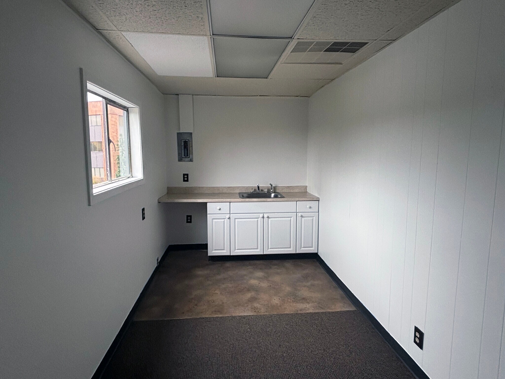 9442 SW Barbur Blvd, Portland, OR à louer Photo intérieure- Image 1 de 3