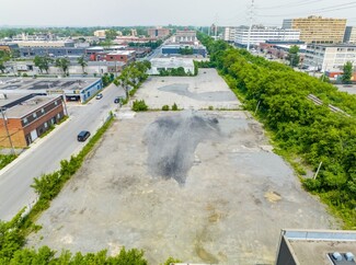 Plus de détails pour Rue De Port-Royal O, Montréal, QC - Terrain à vendre