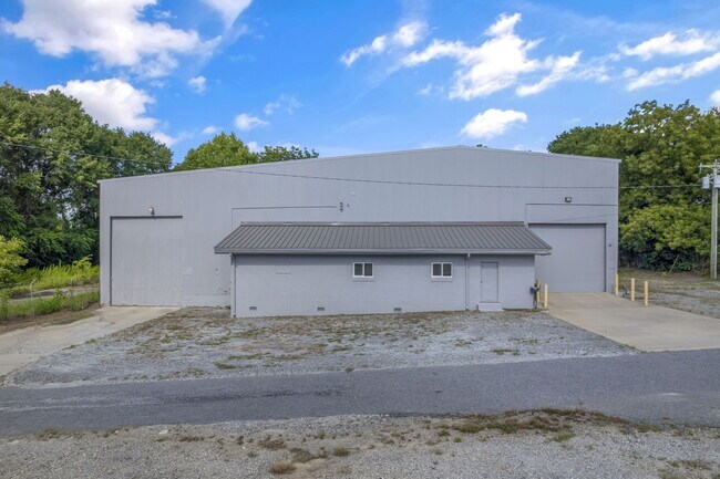 More details for 200 Coe Rd, Anderson, SC - Industrial for Lease