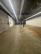 1130 Perry Hwy, Pittsburgh, PA à louer Photo intérieure- Image 1 de 2