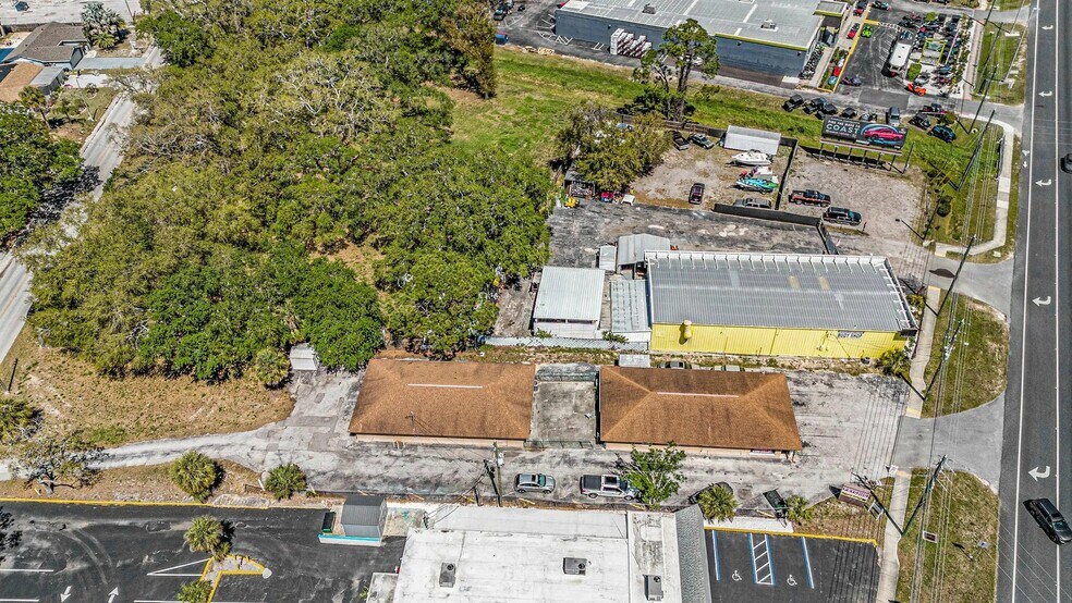 9747 US Highway 19, Port Richey, FL à vendre - Photo du bâtiment - Image 3 de 13