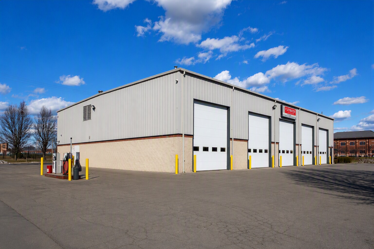 300 E Naghten St, Columbus, OH for lease Building Photo- Image 1 of 8