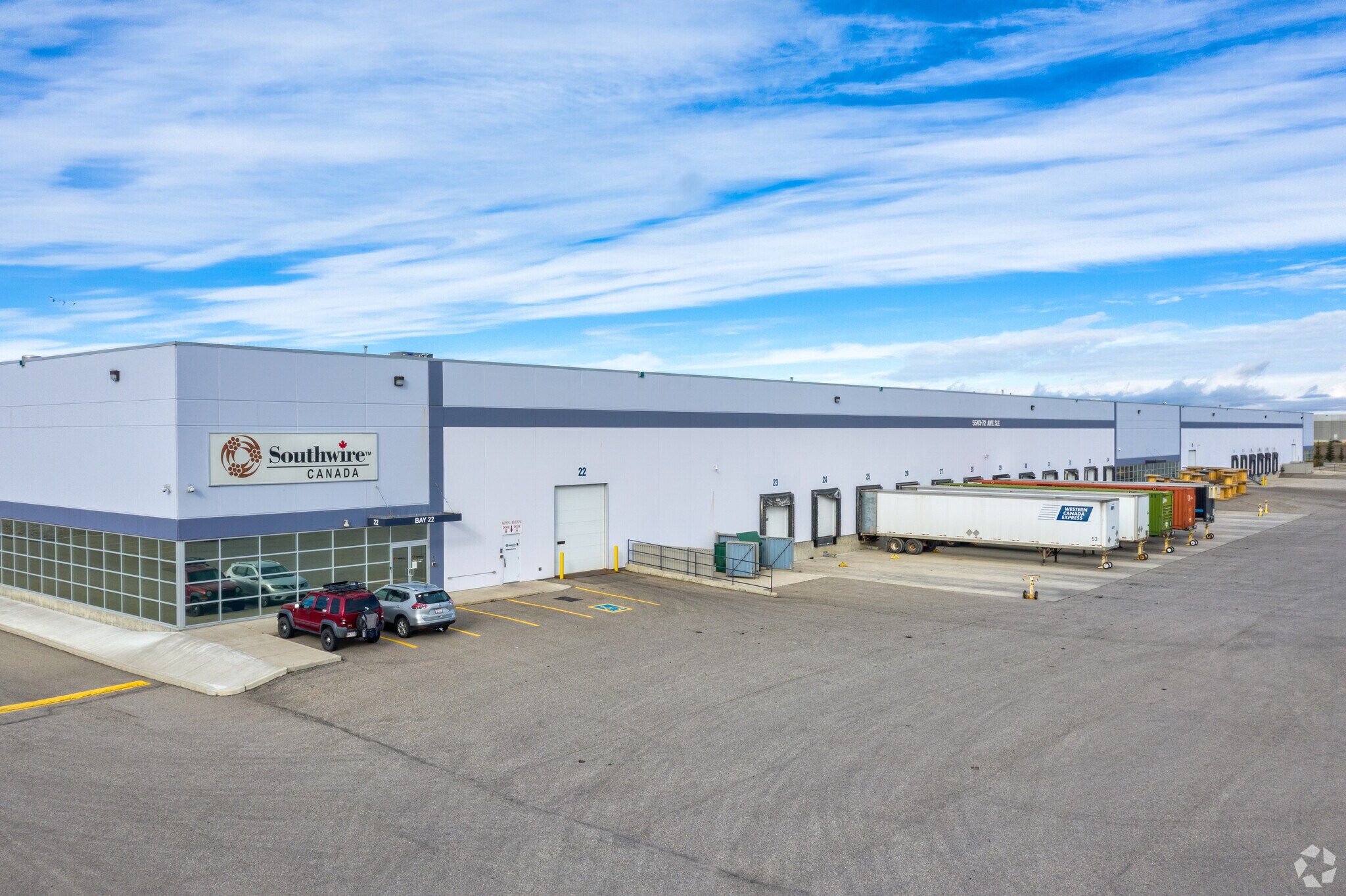 5543 72nd Ave SE, Calgary, AB for sale Primary Photo- Image 1 of 1