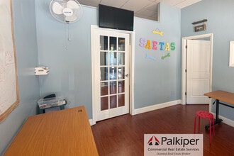 580 Cape Cod Ln, Altamonte Springs, FL for lease Interior Photo- Image 2 of 5