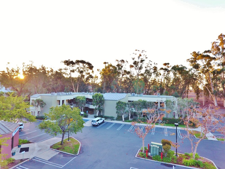 9666 Businesspark Ave, San Diego, CA for lease - Building Photo - Image 2 of 8