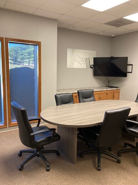 3225 W Truman Blvd, Jefferson City, MO à louer - Photo intérieure - Image 2 de 8