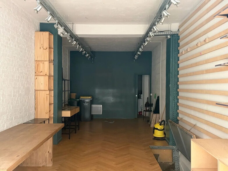 Rue De Rennes, Paris à louer - Photo intérieure - Image 2 de 3