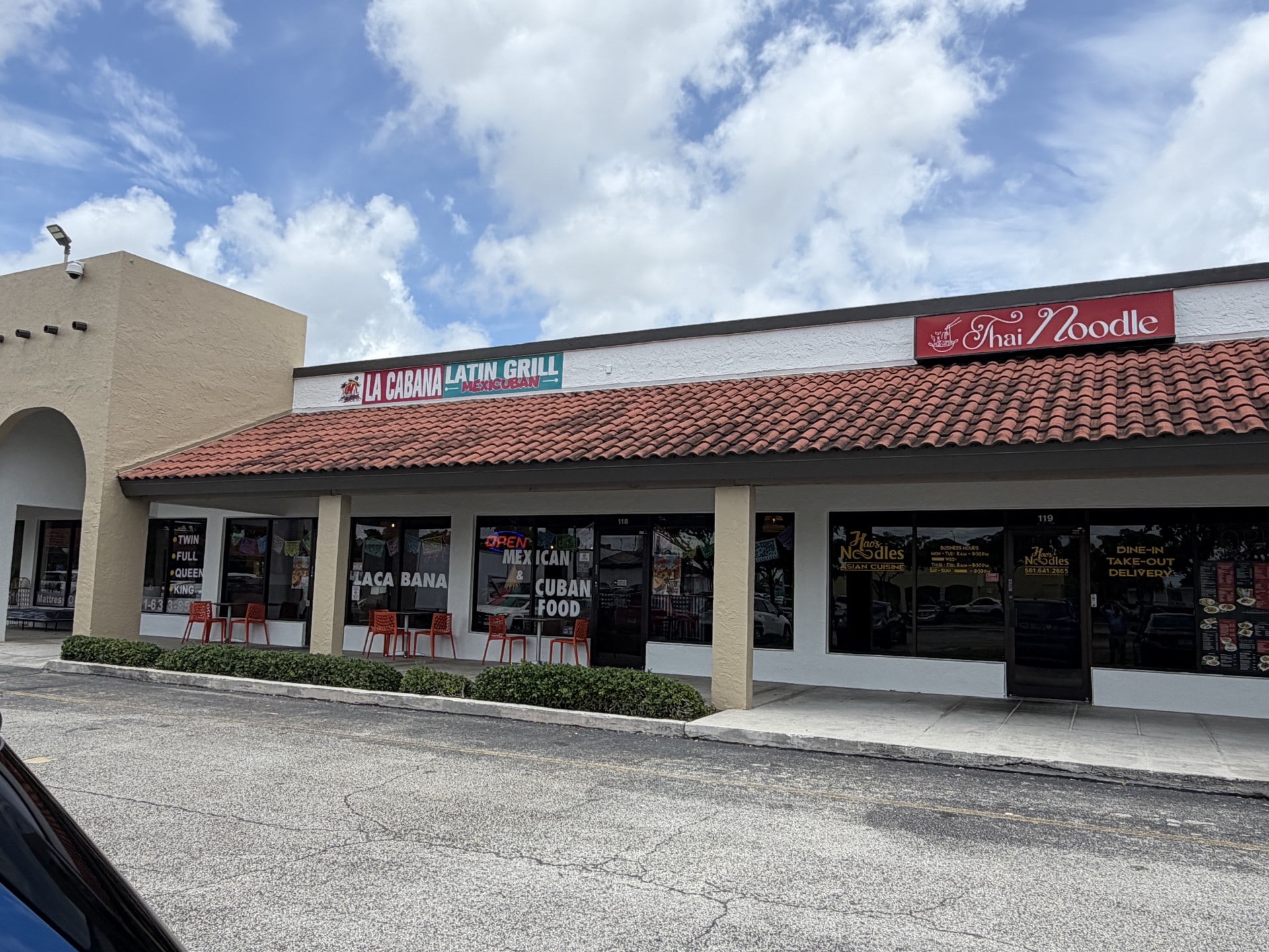 2669 Forest Hill Blvd, Palm Springs, FL for lease Primary Photo- Image 1 of 4
