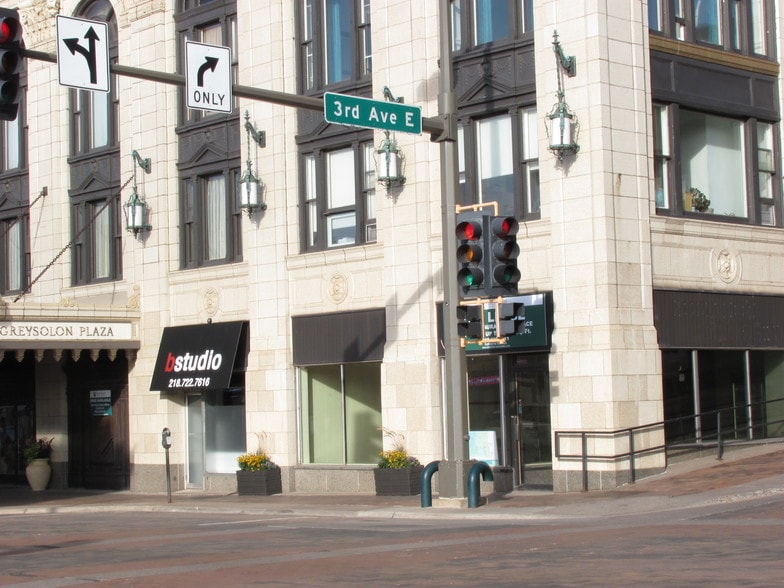 231 E Superior St, Duluth, MN for lease - Building Photo - Image 2 of 7