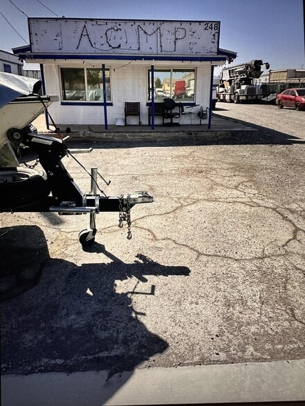 248 Elliott Rd, Henderson, NV for lease - Building Photo - Image 3 of 4