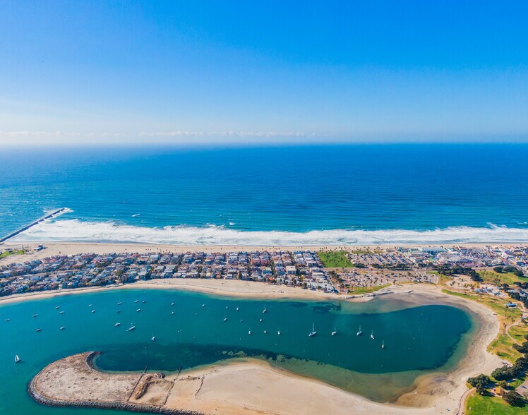 2931 Mission Blvd, San Diego, CA à vendre - Photo du bâtiment - Image 2 de 11