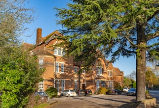 1A Bromley Ln, Chislehurst for lease Building Photo- Image 1 of 9