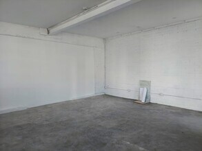 5196 Alhambra Ave, Los Angeles, CA for lease Interior Photo- Image 2 of 3