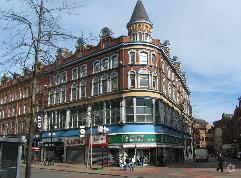 71 Royal Ave, Belfast à louer - Photo du bâtiment - Image 2 de 3