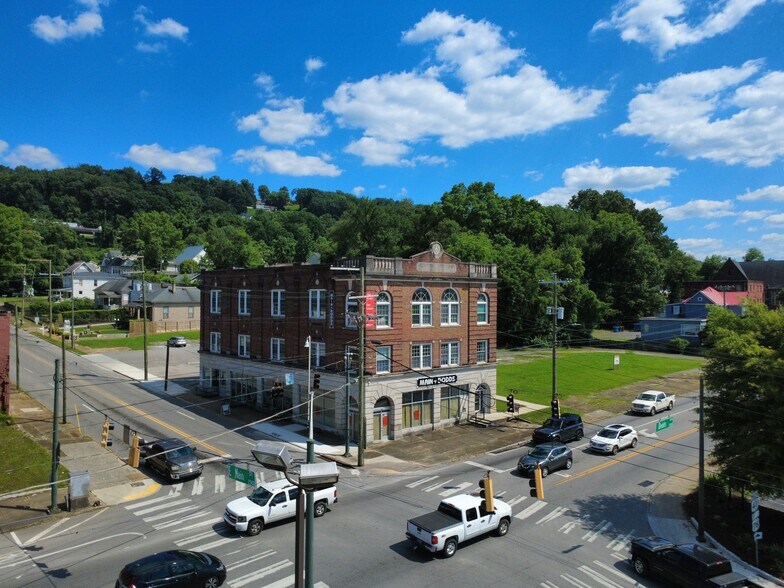 2602 E Main St, Chattanooga, TN à vendre - Photo du bâtiment - Image 2 de 21