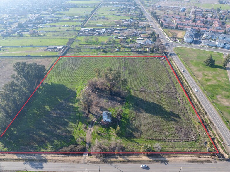 71 Tyler Rd, Merced, CA à vendre - Photo du bâtiment - Image 2 de 3