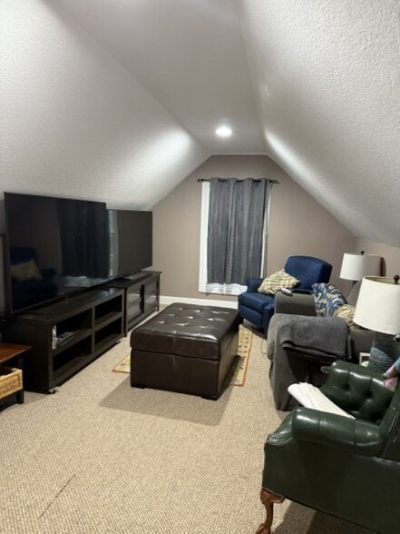 31 Chickory Ln, Monteagle, TN for sale - Interior Photo - Image 3 of 8