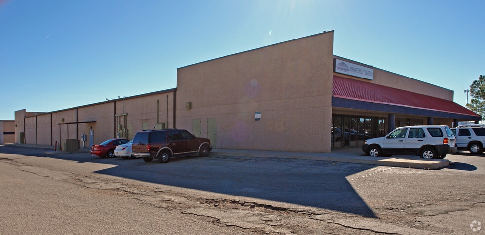 1002 Andrews Hwy, Midland, TX à louer - Photo du bâtiment - Image 2 de 4