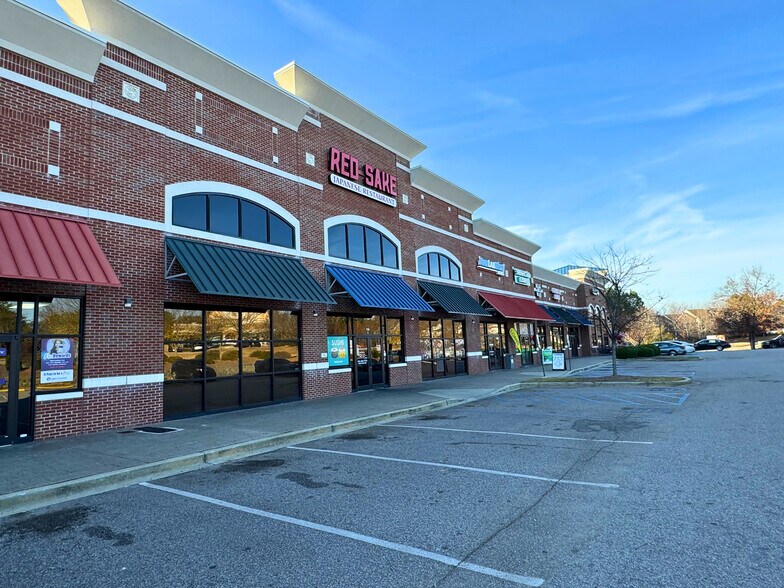 285 Columbiana Dr, Columbia, SC for lease - Building Photo - Image 3 of 10