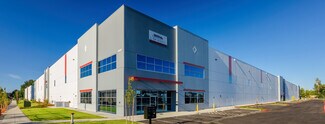 Plus de détails pour 4600 NE 138th Ave, Portland, OR - Industriel à louer