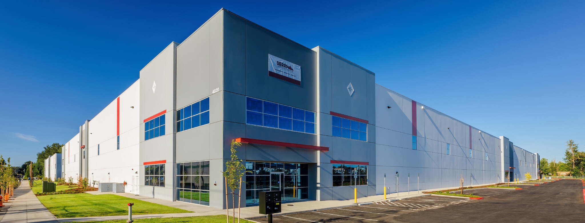 4600 NE 138th Ave, Portland, OR for lease Building Photo- Image 1 of 6