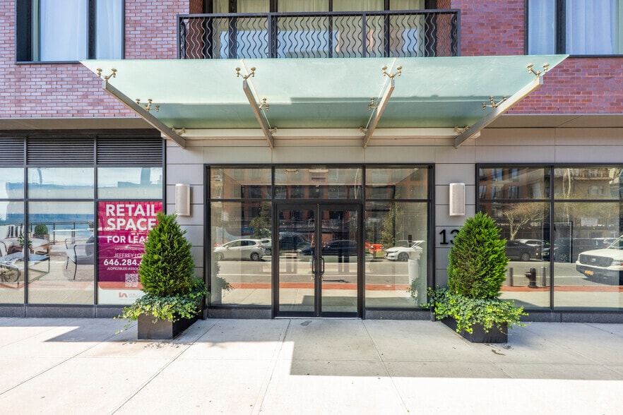 133 Beach 116th St, Rockaway Park, NY for lease - Building Photo - Image 2 of 2