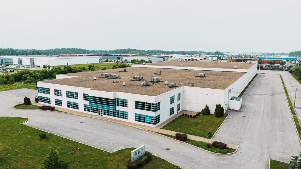 900 Pl Paul-Kane, Laval, QC à vendre - Photo du bâtiment - Image 1 de 1