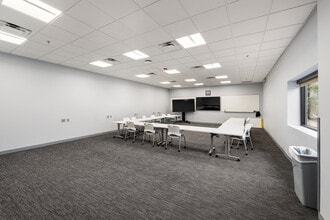 801 Worcester St, Natick, MA à louer Photo intérieure- Image 2 de 9