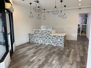 5353 E 2nd St, Long Beach, CA for lease Interior Photo- Image 2 of 16