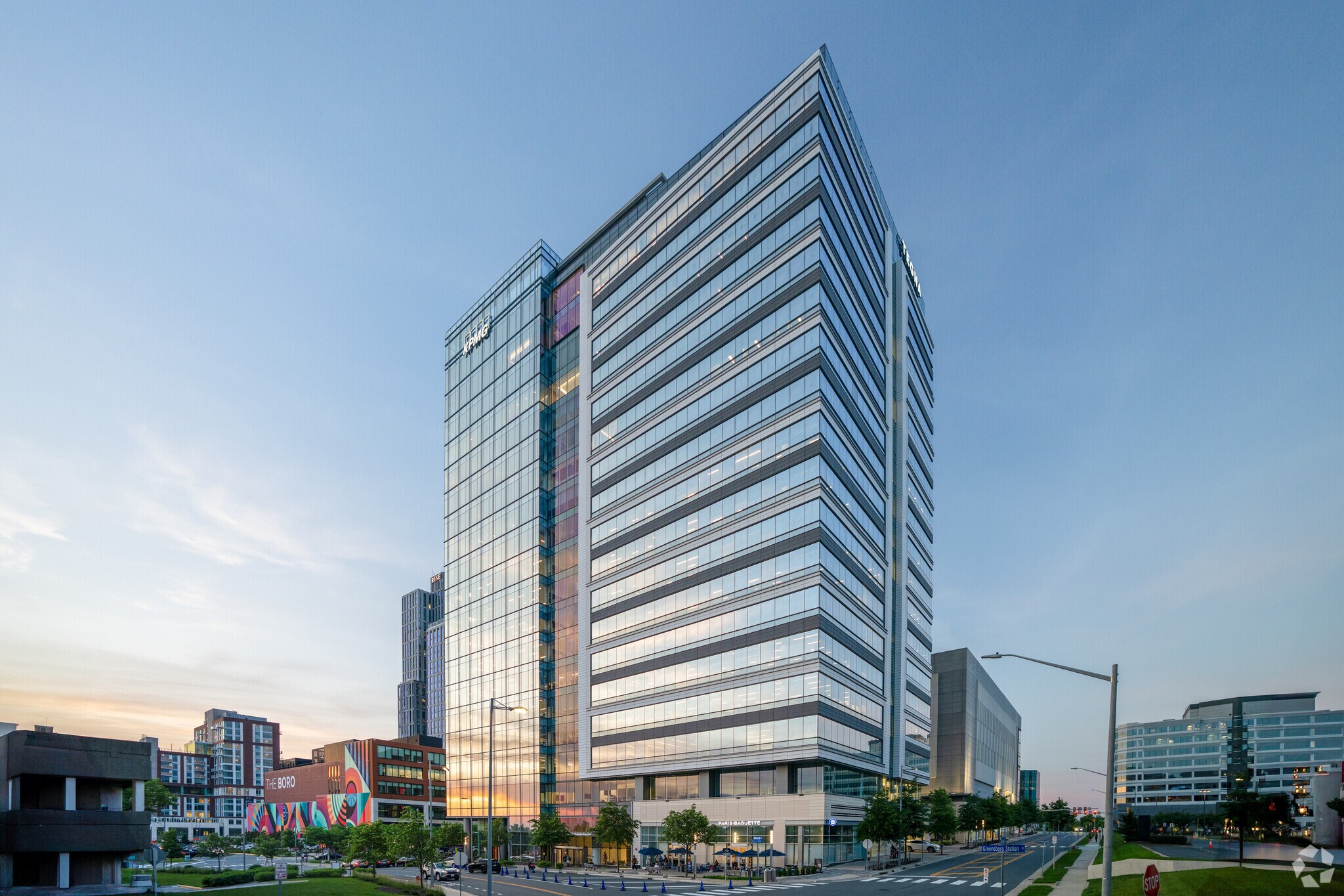 8350 Broad St, McLean, VA à louer Photo du bâtiment- Image 1 de 16