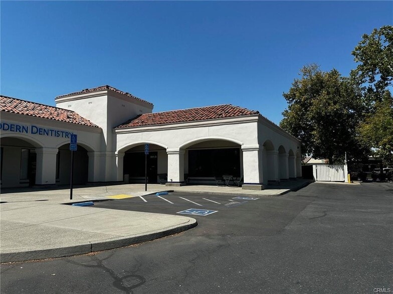 241 W East Ave, Chico, CA for lease - Building Photo - Image 2 of 2