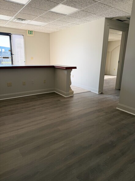 204 Stalnaker Ave, Warner Robins, GA à louer - Hall d’entrée - Image 3 de 10