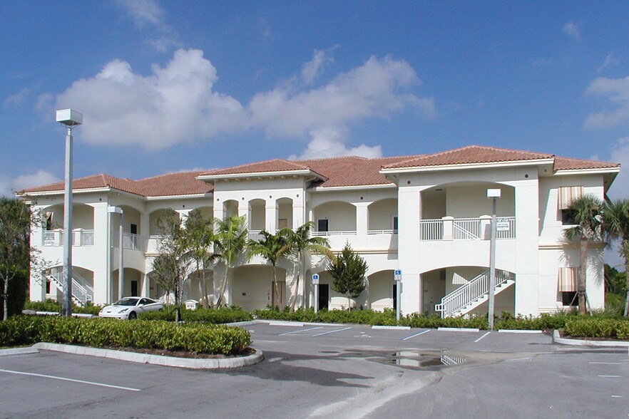 2751 Executive Park Dr, Weston, FL à vendre - Photo du bâtiment - Image 2 de 6