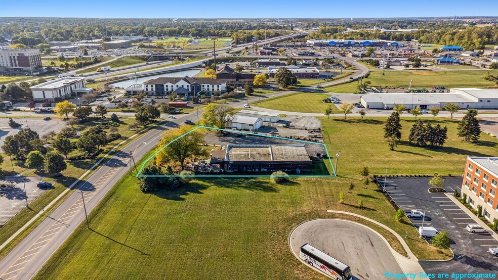 1720 North Ridge Rd, Findlay, OH à vendre - Photo du bâtiment - Image 2 de 56