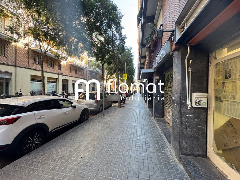 Retail in Barcelona, Barcelona for lease - Building Photo - Image 2 of 4