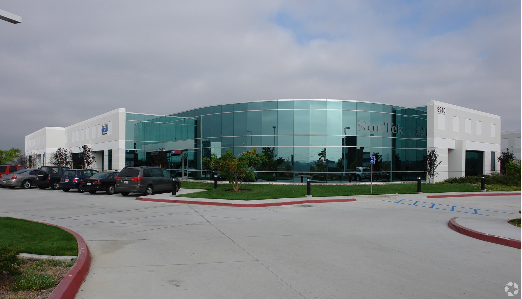 9940 Summers Ridge Rd, San Diego, CA for lease Primary Photo- Image 1 of 7