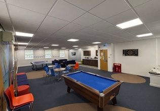 Castle Mound Way, Rugby for lease Interior Photo- Image 2 of 2