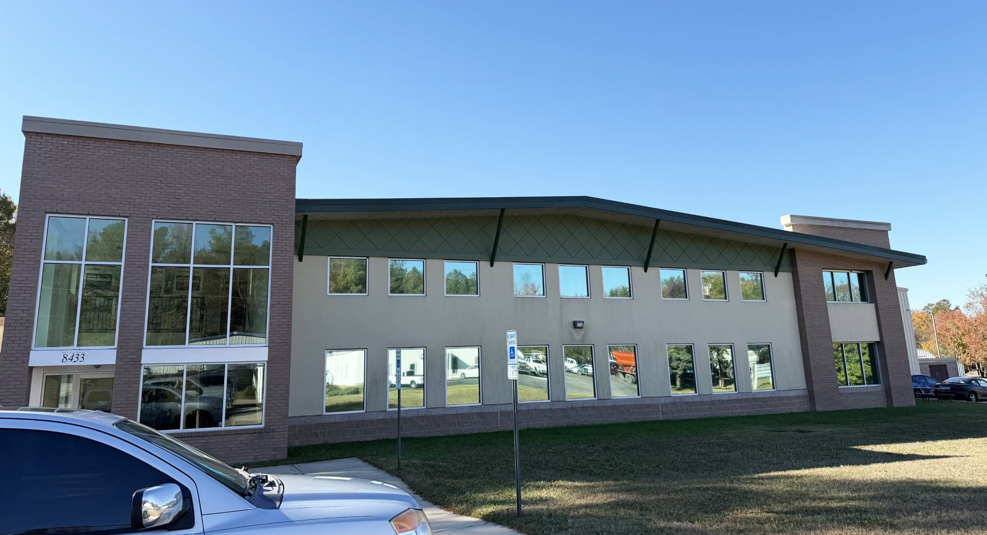 8433 Erle Rd, Mechanicsville, VA for lease Primary Photo- Image 1 of 10